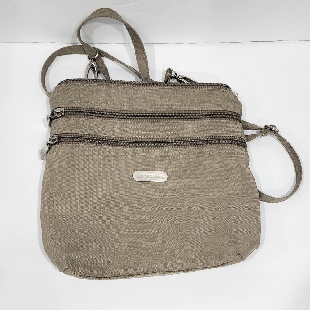Baggallini Crossbody 3 Zip Top Closure Adjustable Beige Bag